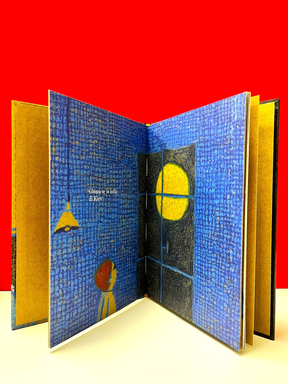 Libro "La luna di Kiev" CRI Shop